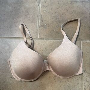 Victoria’s Secret bra 32D